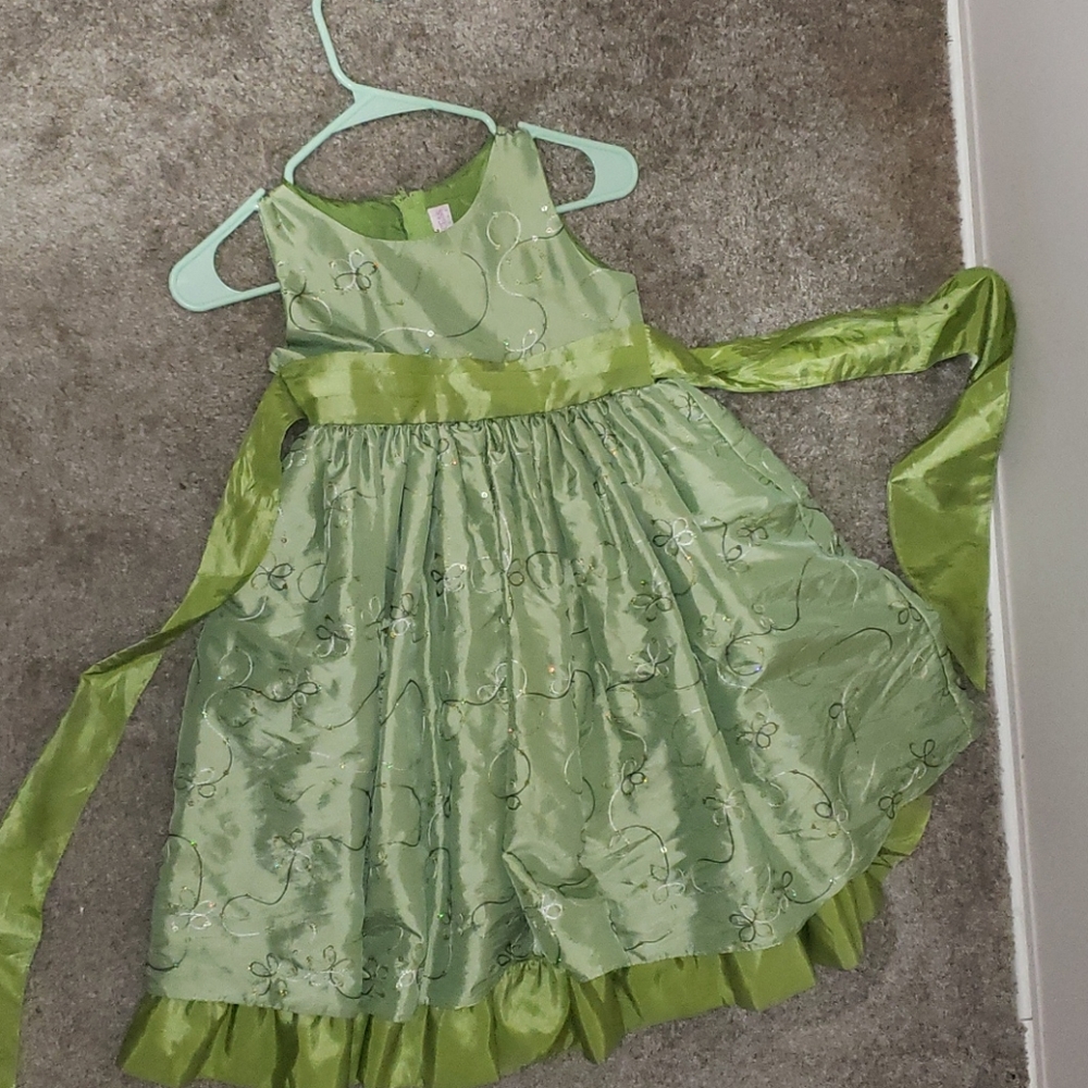 Size 6 kids dress